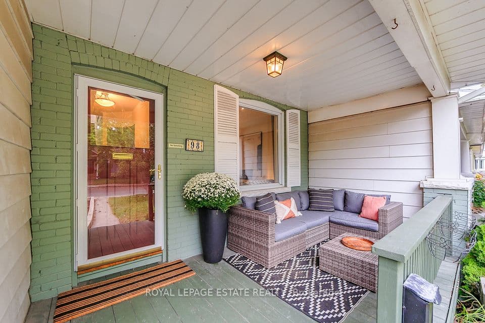 98 Malvern Avenue N, Toronto, ON M4E 3E5 – photo 2