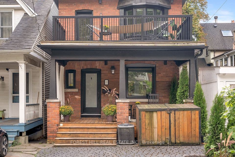 1 Balmy Avenue, Toronto, ON M4E 1C7 – photo 2