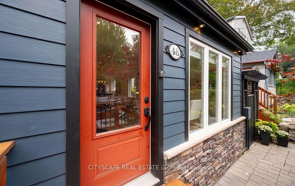 48 Golfview Avenue, Toronto, ON M4E 2K1 – photo 2