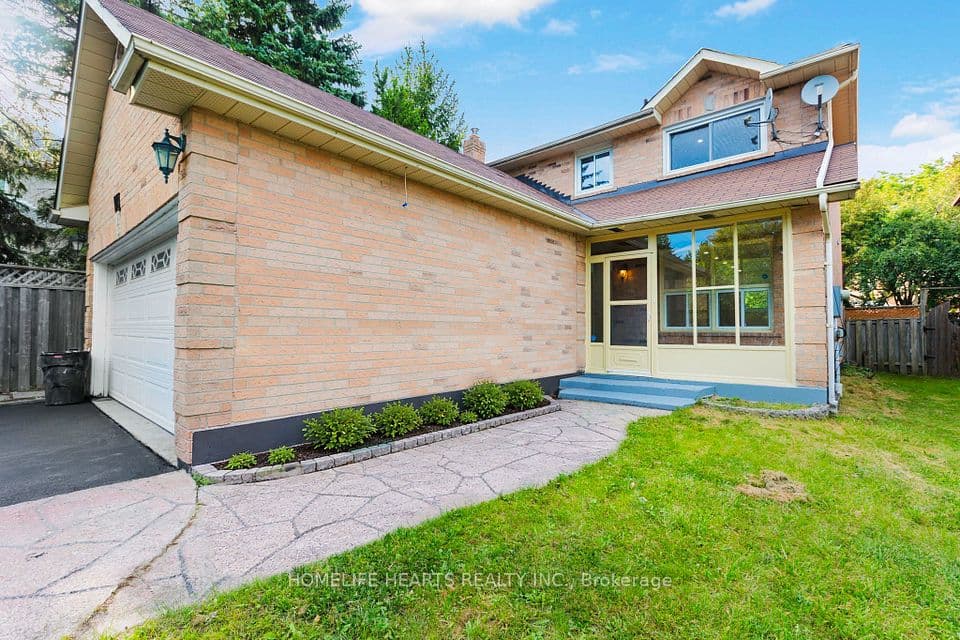 36 Lachlan Drive, Ajax, ON L1T 1N6 – photo 3