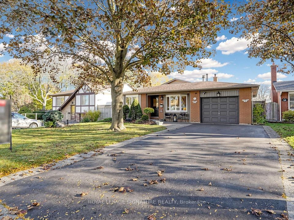 15 Guthrie Crescent, Whitby, ON L1P 1A6 – photo 3