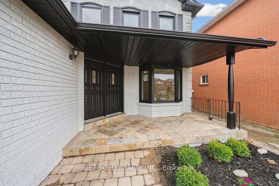 27 Edenbridge Drive, Vaughan, ON L4J 7V1 – photo 2