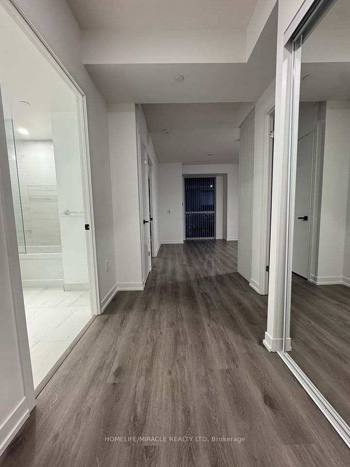 225 Commerce Street 2012, Vaughan, ON L4K 0P9 – photo 3