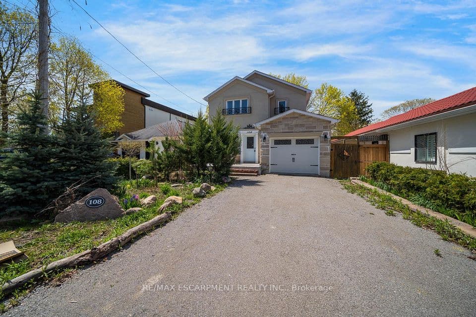 108 Olde Bayview Avenue, Richmond Hill, ON L4E 3C7 – photo 2