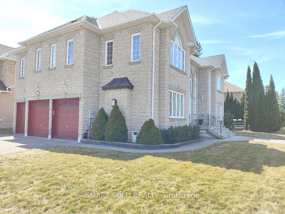 67 Chantilly Crescent, Richmond Hill, ON L4C 0K1 – photo 3