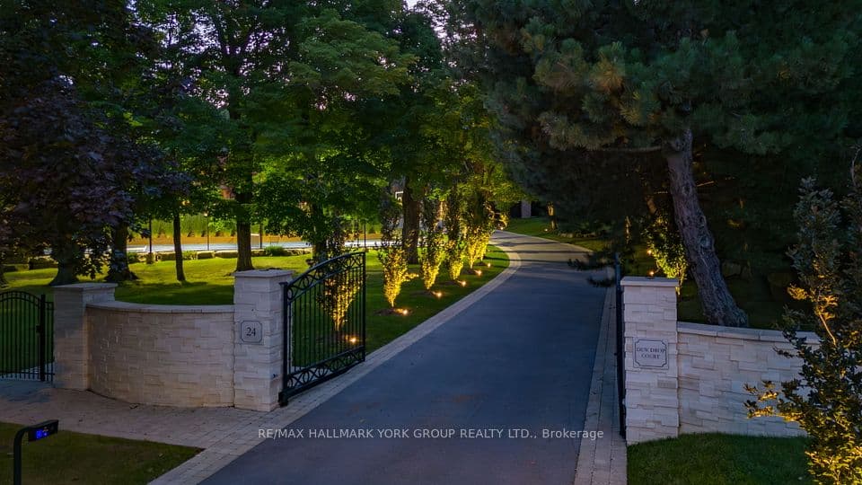 24 Dew Drop Court, Vaughan, ON L6A 1E9 – photo 3
