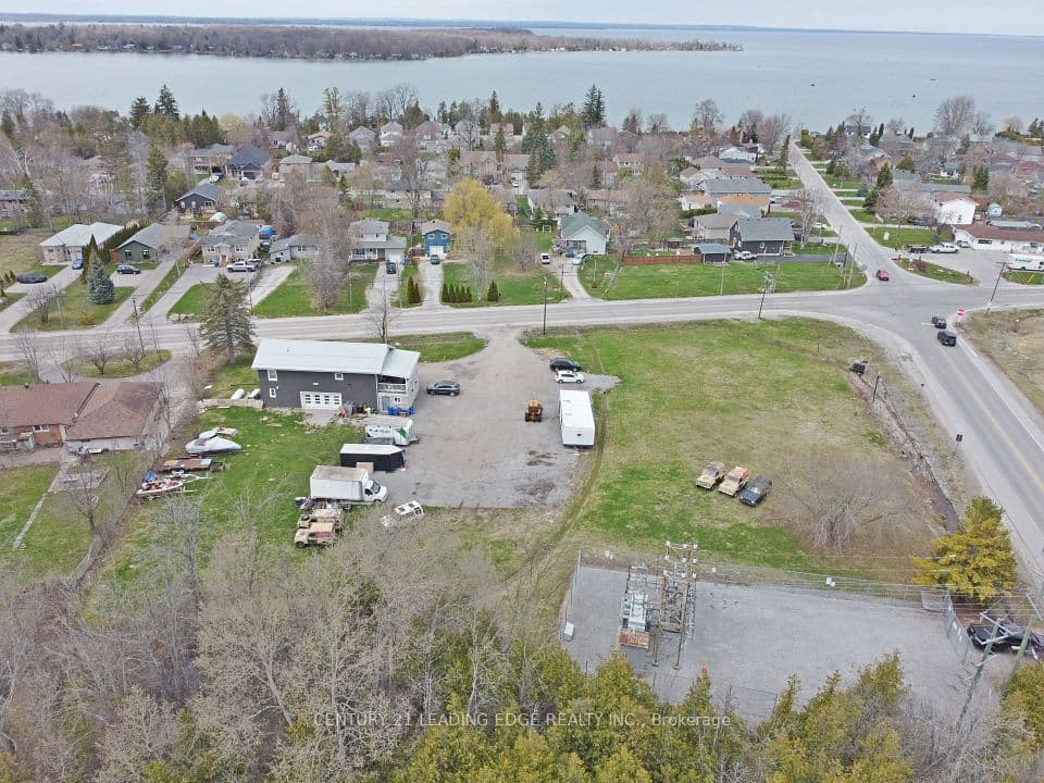 1035 Metro Road N, Georgina, ON L4P 3E9 – photo 3
