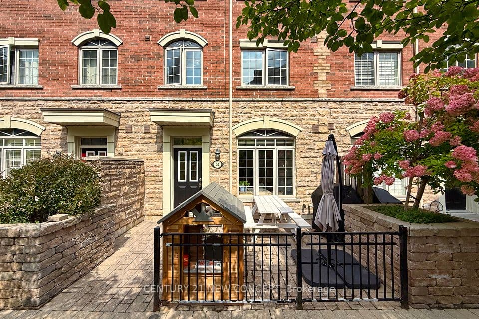8 Brighton Place 52, Vaughan, ON L4J 0E3 – photo 2