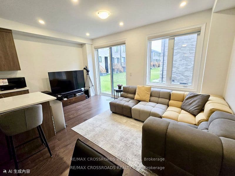 12 SCHMELTZER Crescent, Richmond Hill, ON L4E 1A2 – photo 3