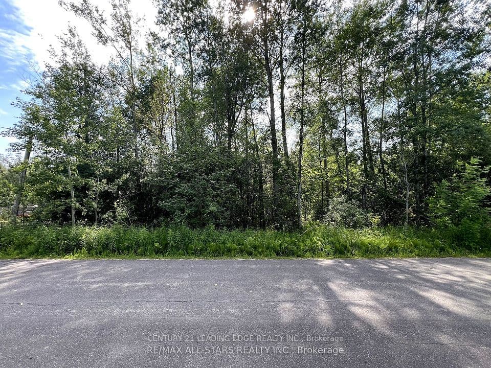34 Nicholson Drive, Uxbridge, ON L9P 1R2 – main photo