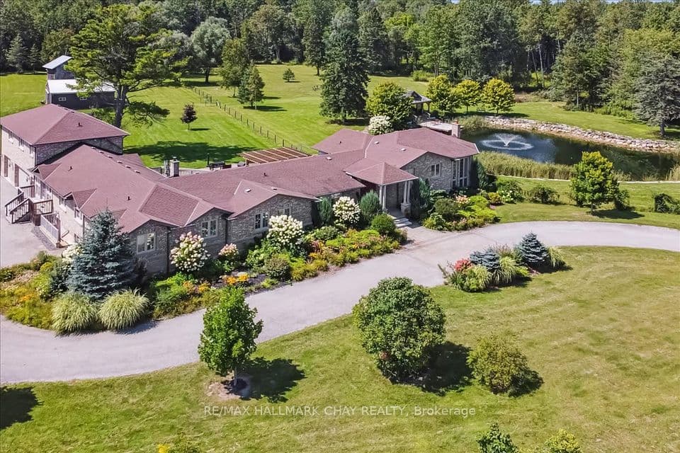 21940 Mccowan Road, East Gwillimbury, ON L0G 1M0 – main photo