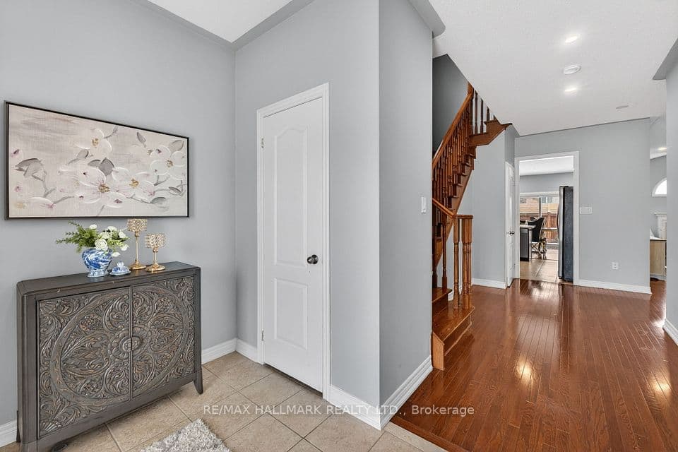 77 Maurier Boulevard, Vaughan, ON L6A 0V1 – photo 3