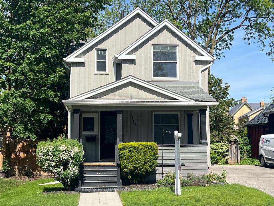 119 Temperance Street, Aurora, ON L4G 2R2 – main photo