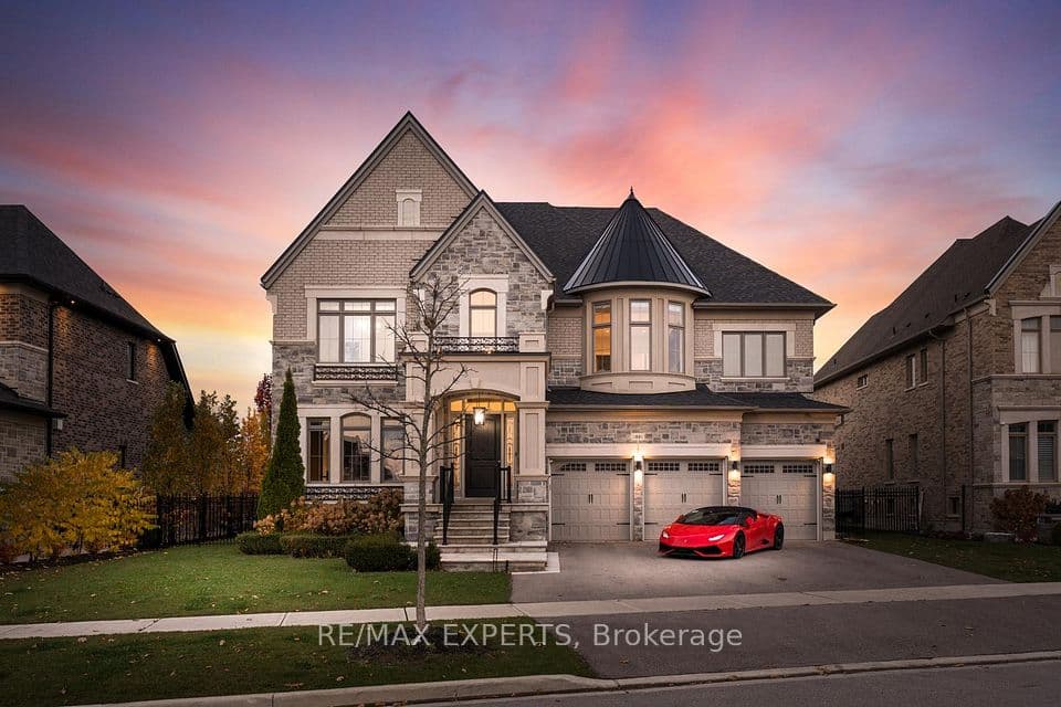 32 James Stokes Court, King, ON L7B 1L6 – main photo