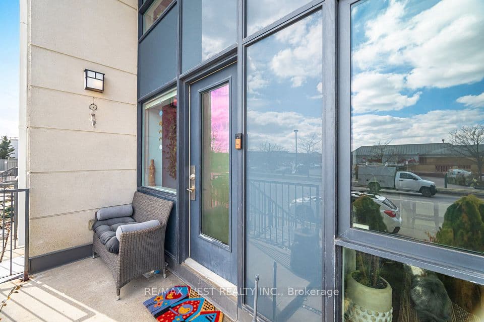 12 Woodstream Boulevard 110, Vaughan, ON L4L 8C3 – photo 3