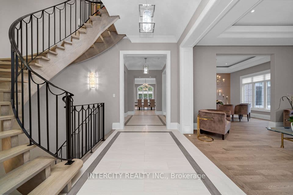 34 Rosebud Court, Vaughan, ON L0J 1C0 – photo 3