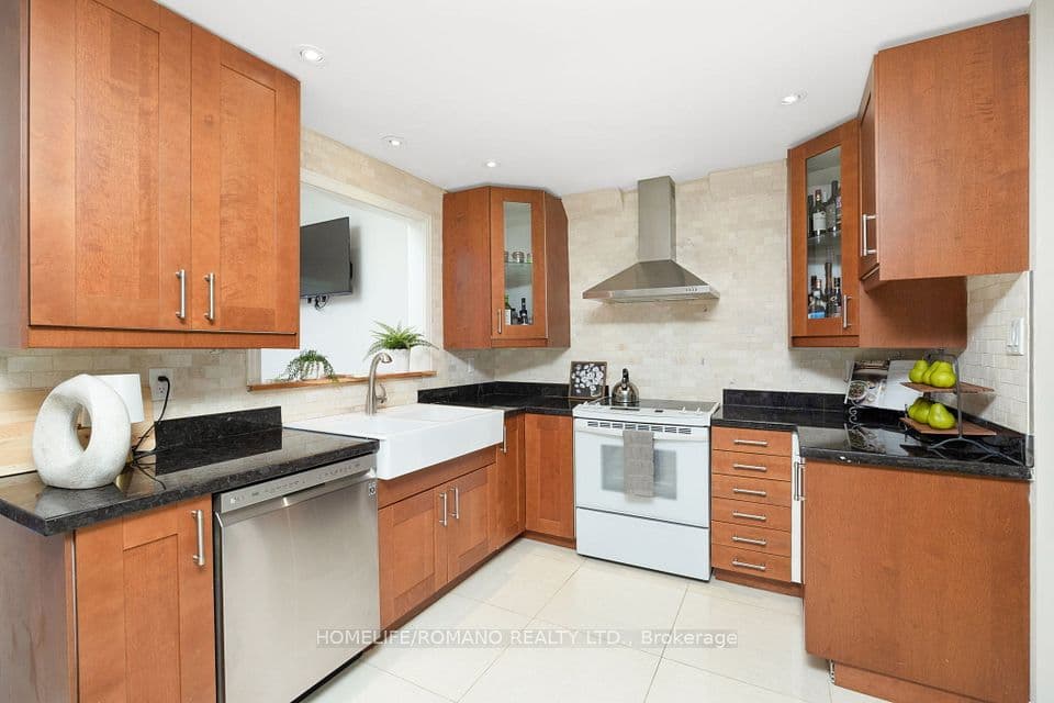 36 Brougham Drive, Vaughan, ON L4L 3E1 – photo 3