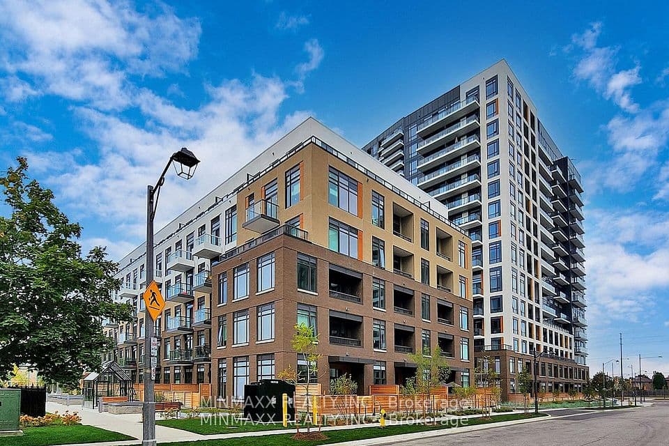 8 Beverley Glen Boulevard D620, Vaughan, ON L4J 0L5 – main photo