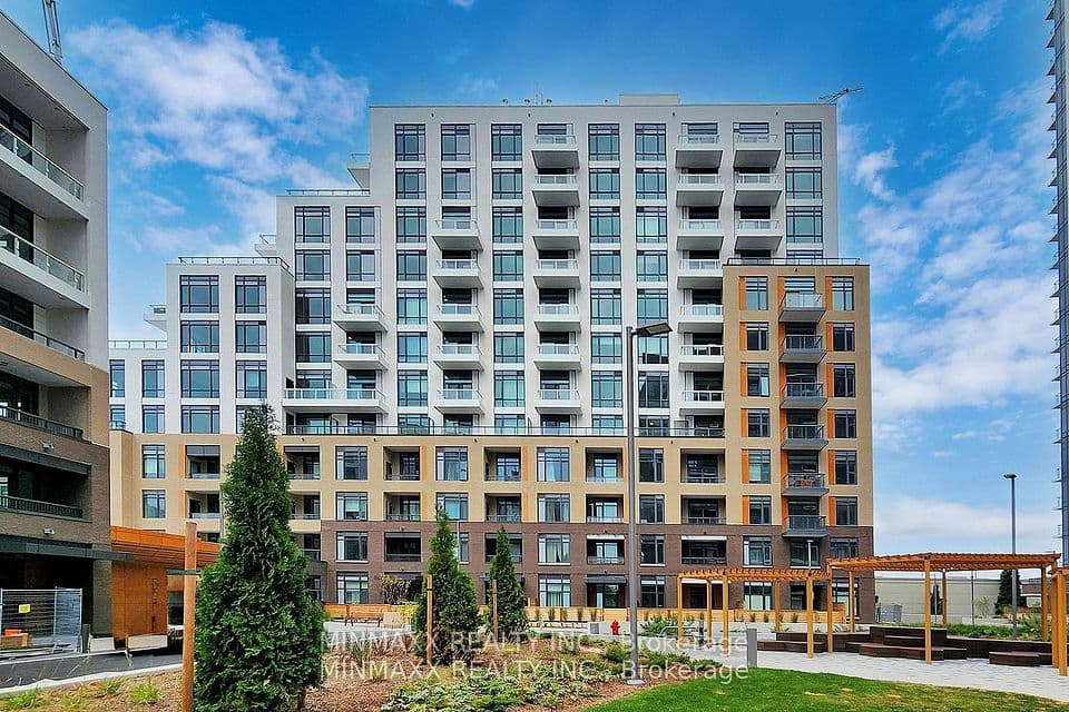 8 Beverley Glen Boulevard D620, Vaughan, ON L4J 0L5 – photo 3