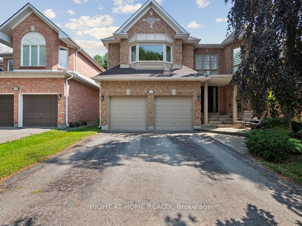 100 Carlyle Crescent, Aurora, ON L4G 6P7 – main photo