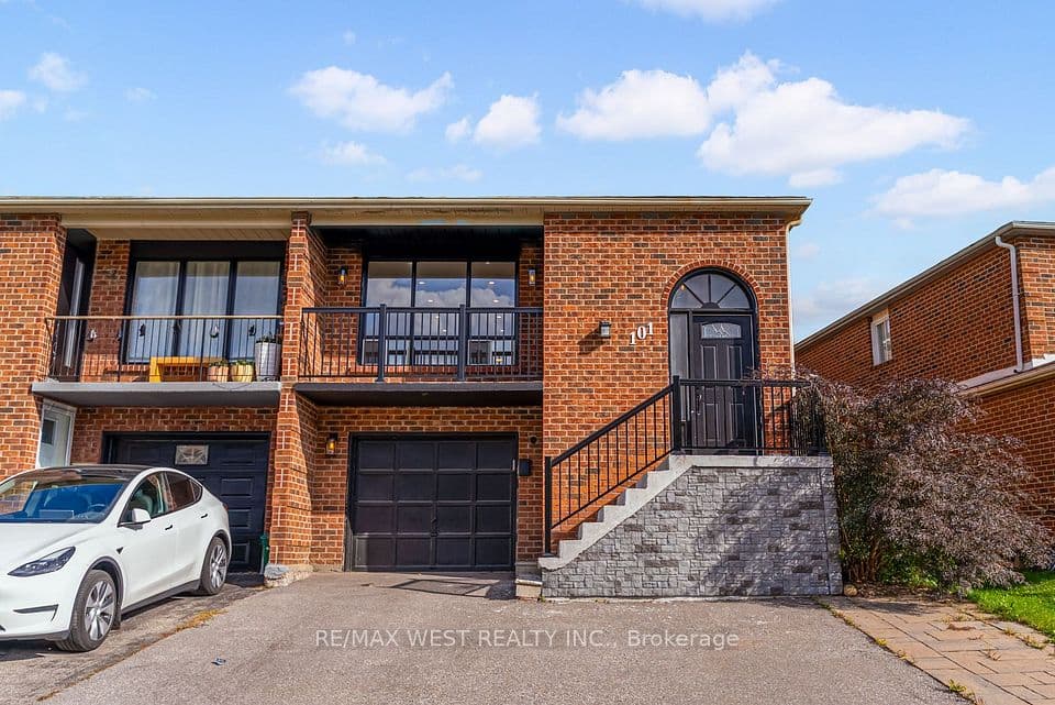 101 Tall Grass Trail, Vaughan, ON L4L 3J3 – photo 2