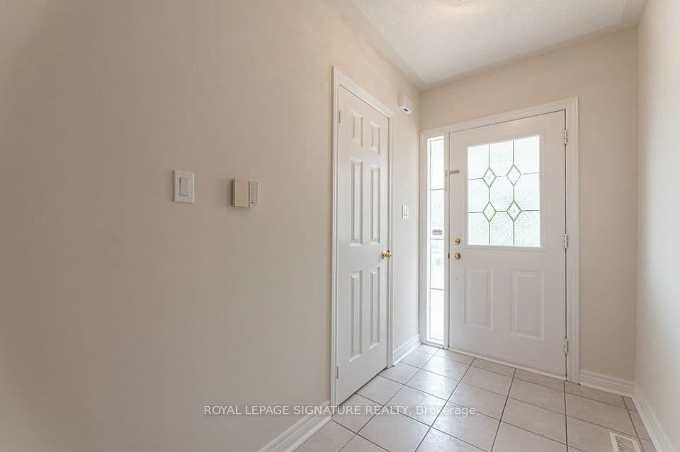 55 Pottery Place, Vaughan, ON L4L 9H5 – photo 2