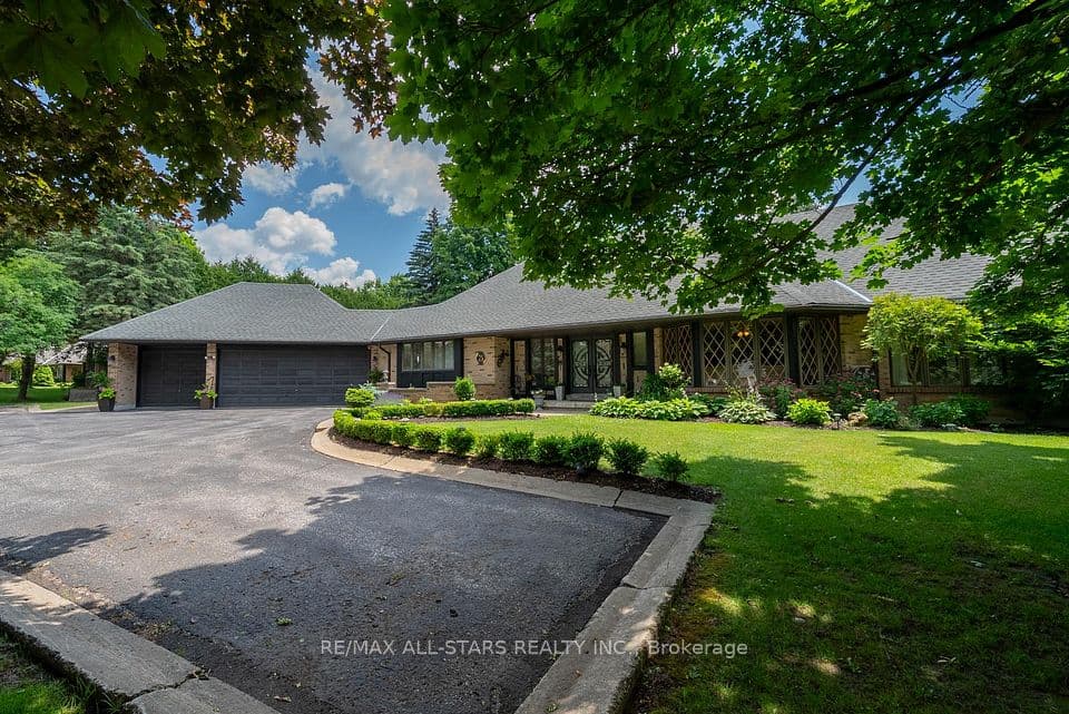3 Marilyn Avenue, Whitchurch-Stouffville, ON L4A 2C8 – photo 2