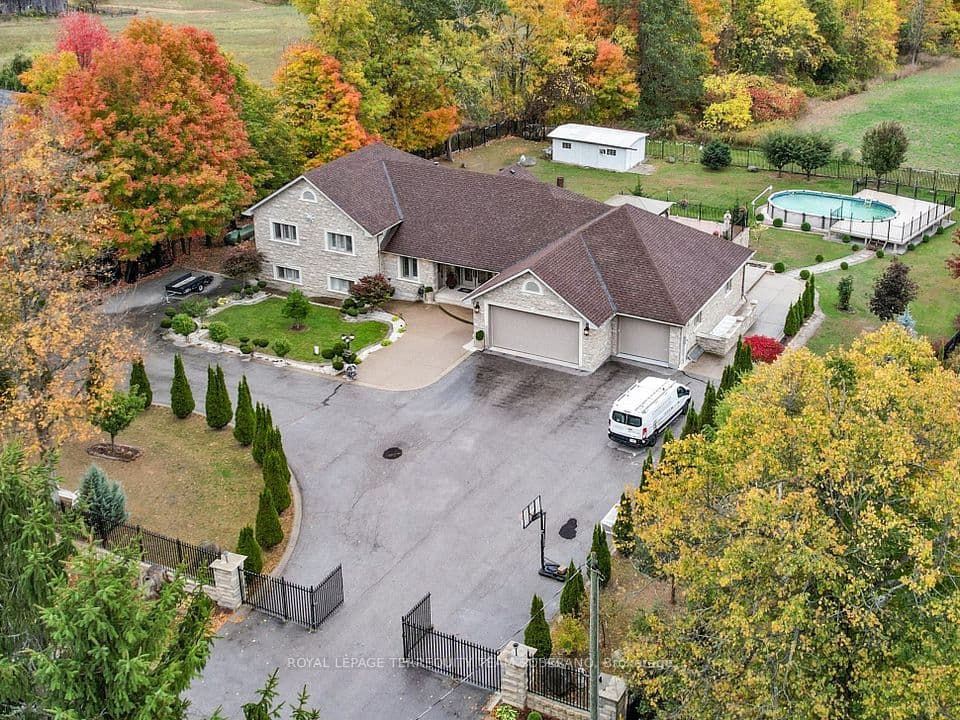 2981 Ninth Line, Bradford West Gwillimbury, ON L3Z 3S3 – main photo