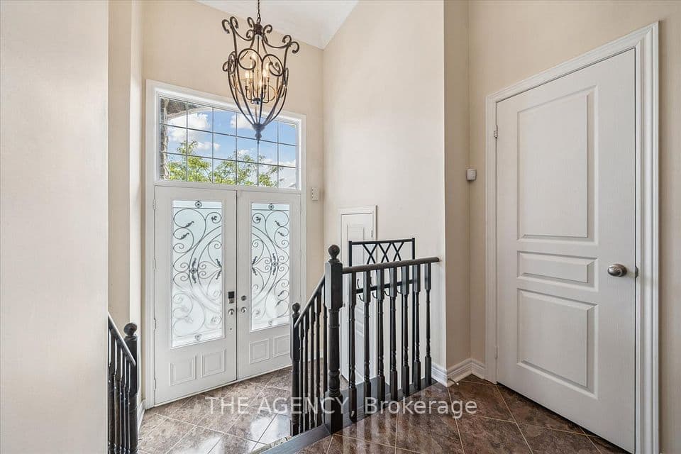 32 Timna Crescent, Vaughan, ON L6A 4L7 – photo 3