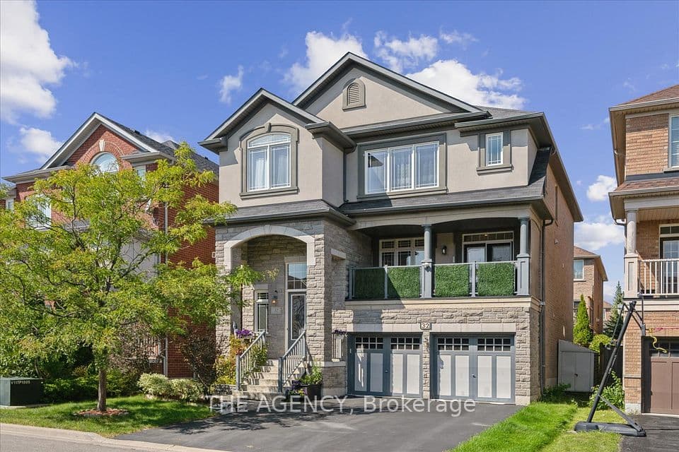 32 Timna Crescent, Vaughan, ON L6A 4L7 – main photo