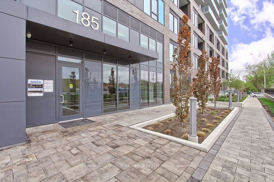 185 Deerfield Road 419, Newmarket, ON L3Y 0G7 – photo 2