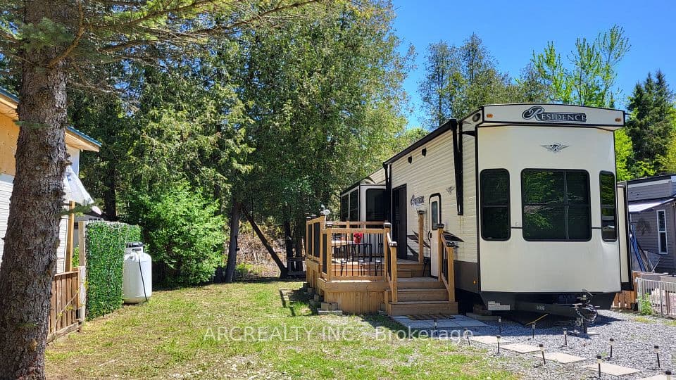 69 Horseshoe Circle, Georgina, ON L0E 1N0 – photo 2
