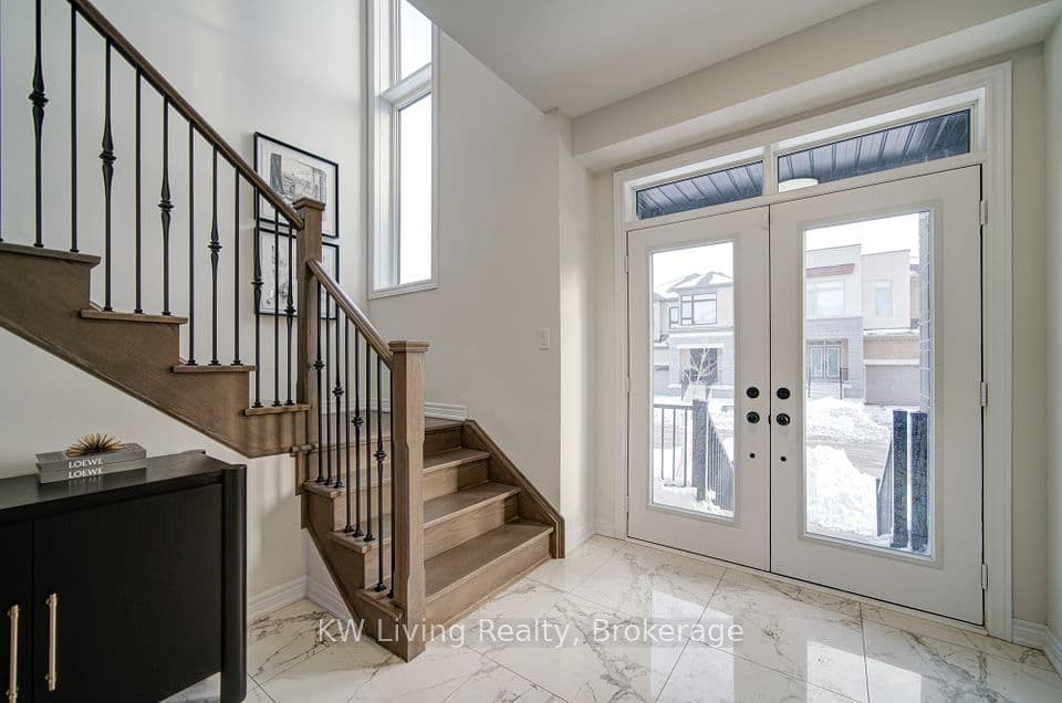 136 Wesmina Avenue, Whitchurch-Stouffville, ON L4A 4W5 – photo 3