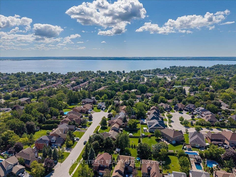 49 Circle Ridge Drive, Georgina, ON L4P 2H2 – photo 2