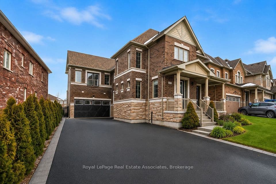 24 Burke Street, New Tecumseth, ON L9R 0N6 – main photo