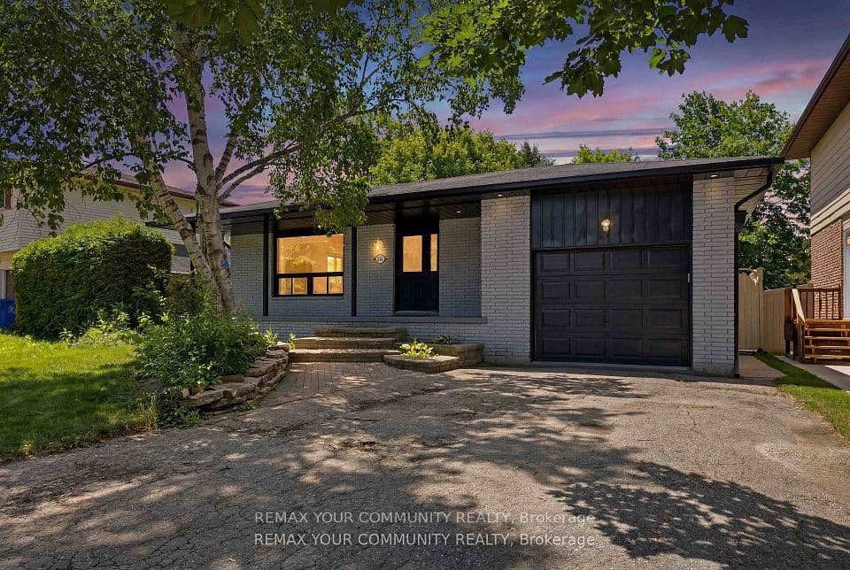 244 East Street, East Gwillimbury, ON L9N 1K8 – main photo