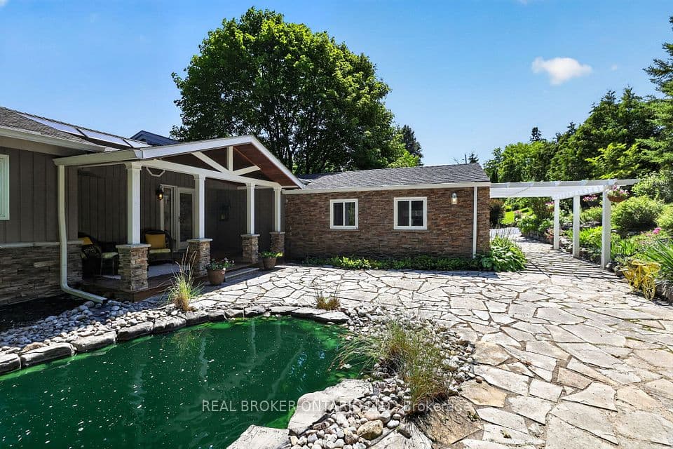 20417 Centre Street, East Gwillimbury, ON L0G 1M0 – photo 3
