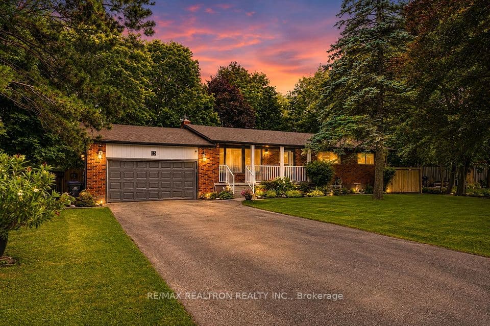 15 Park Road, Bradford West Gwillimbury, ON L0G 1B0 – photo 2