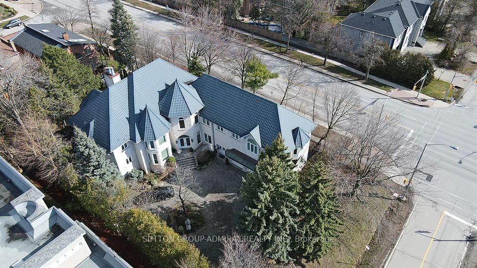 206 Arnold Avenue, Vaughan, ON L4J 1B9 – main photo
