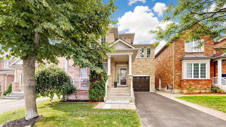 129 Beare Trail, Newmarket, ON L3X 3B6 – main photo