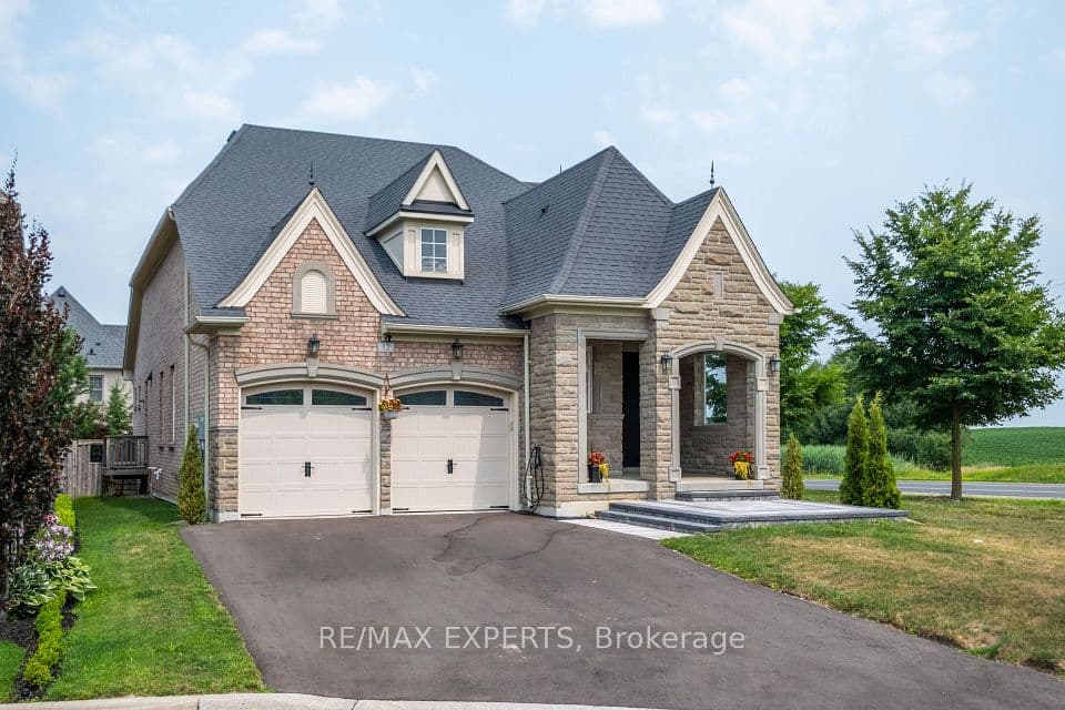 12 Valley Point Crescent, King, ON L7B 0B7 – photo 2
