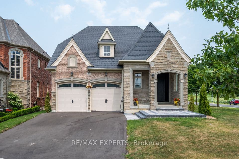 12 Valley Point Crescent, King, ON L7B 0B7 – main photo