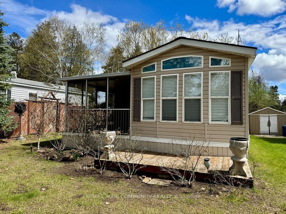 285 Crydermans Side Road 323, Georgina, ON L0E 1A0 – main photo