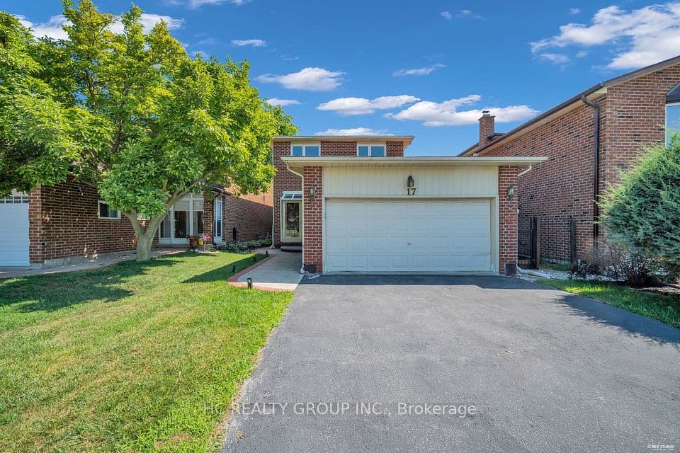 17 Pugsley Avenue, Richmond Hill, ON L4C 8B6 – main photo