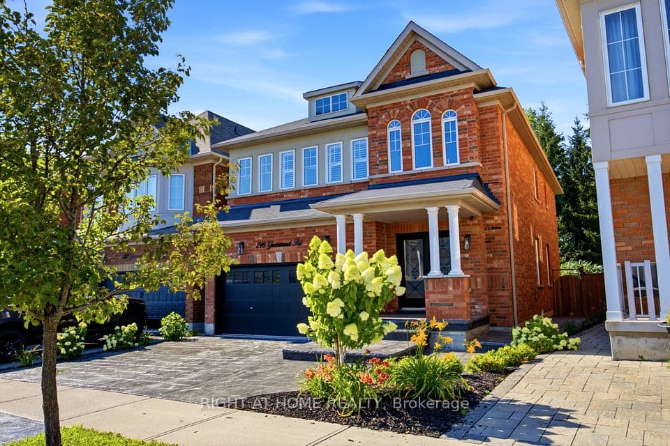 216 Greenwood Road, Whitchurch-Stouffville, ON L4A 4N8 – photo 2