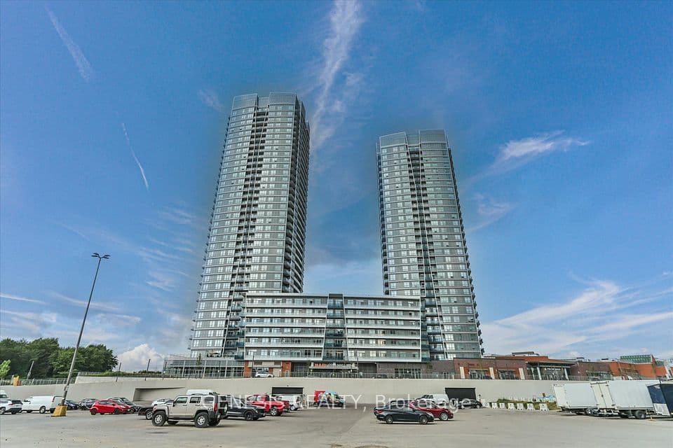 30 Upper Mall Way 2203, Vaughan, ON L4J 0L7 – main photo