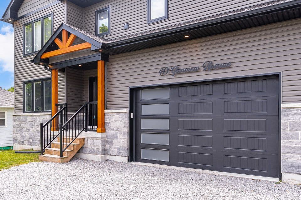 40 Glenview Avenue, Georgina, ON L0E 1N0 – photo 3
