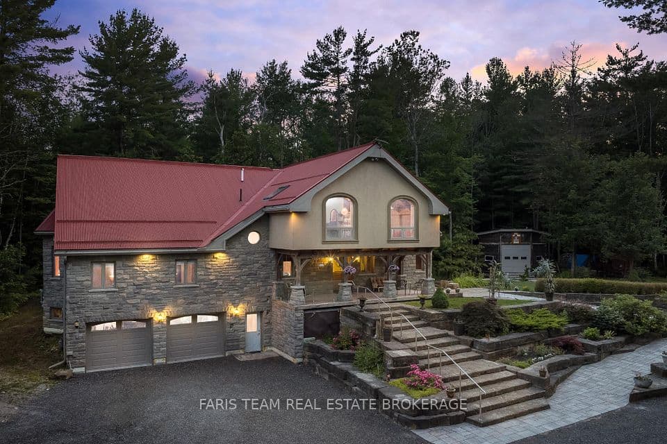 636 Harbour Street, Innisfil, ON L0L 1K0 – main photo