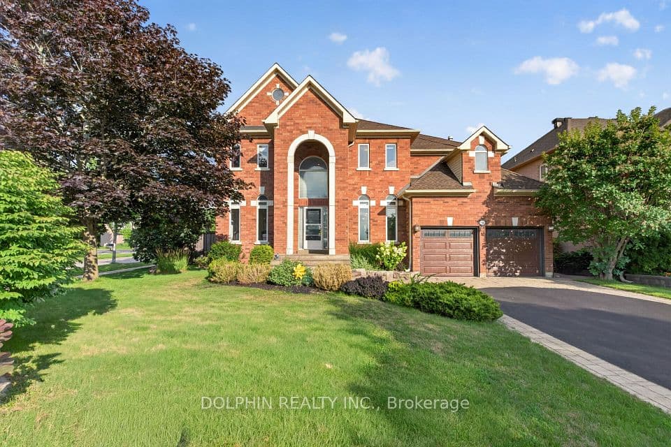 735 Foxcroft Boulevard, Newmarket, ON L3X 1N1 – main photo