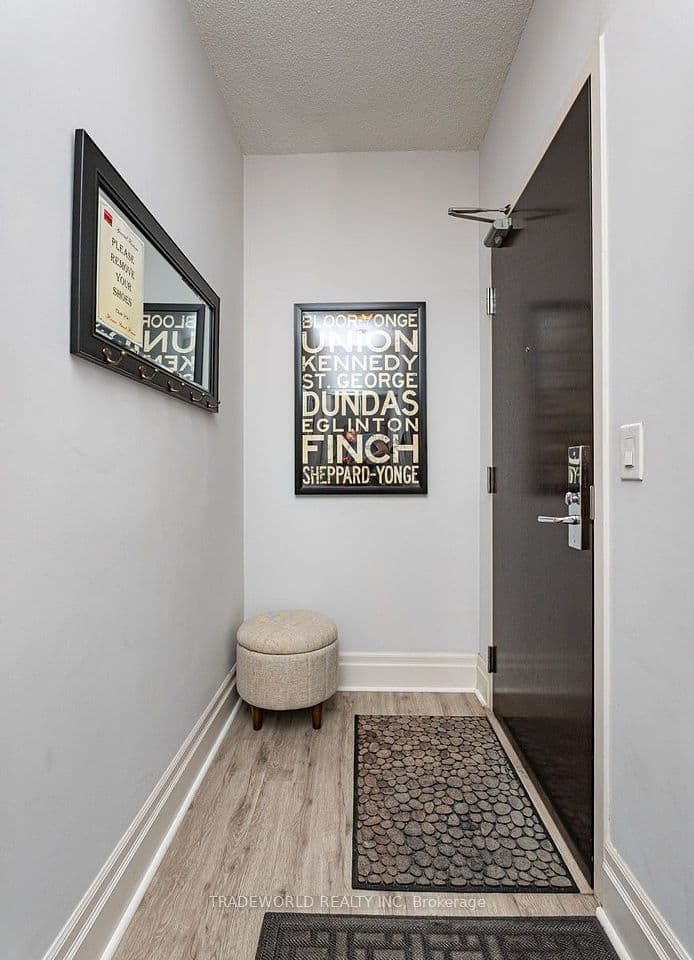 131 Upper Duke Crescent 504, Markham, ON L6G 0C9 – photo 3